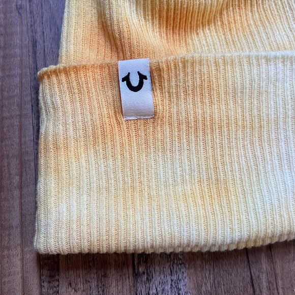 True Religion Yellow Tie Dye Hat Beanie - Picture 2 of 7
